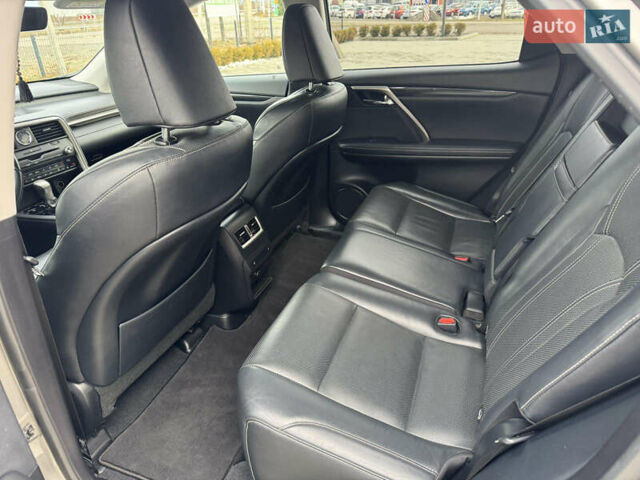 Серый Лексус РХ, объемом двигателя 3.46 л и пробегом 147 тыс. км за 31000 $, фото 9 на Automoto.ua