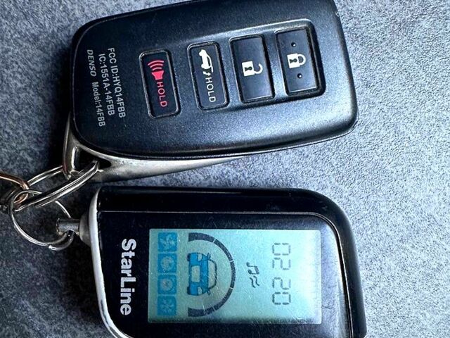 Сірий Лексус РХ, об'ємом двигуна 3.5 л та пробігом 89 тис. км за 37000 $, фото 2 на Automoto.ua