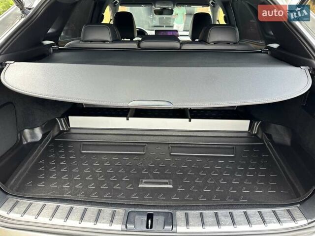 Серый Лексус РХ, объемом двигателя 2 л и пробегом 229 тыс. км за 29900 $, фото 34 на Automoto.ua