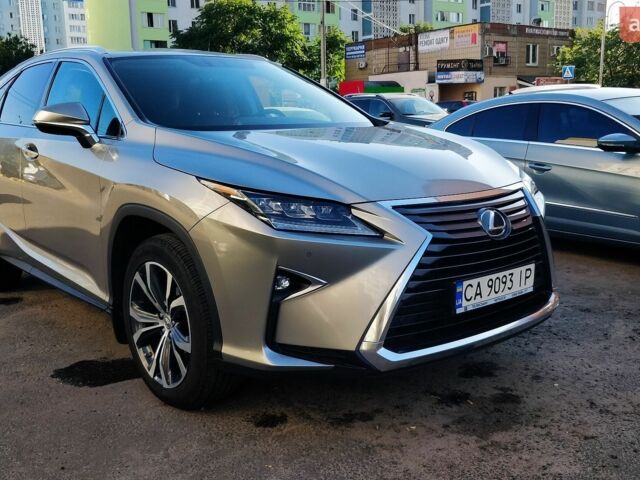 Серый Лексус РХ, объемом двигателя 2 л и пробегом 121 тыс. км за 29500 $, фото 1 на Automoto.ua