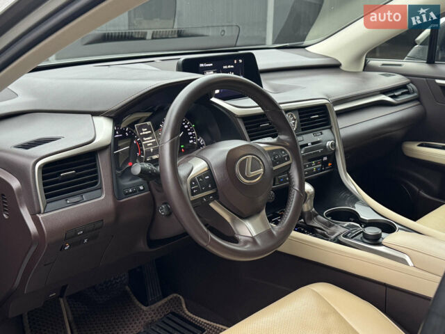 Сірий Лексус РХ, об'ємом двигуна 2 л та пробігом 165 тис. км за 29500 $, фото 8 на Automoto.ua