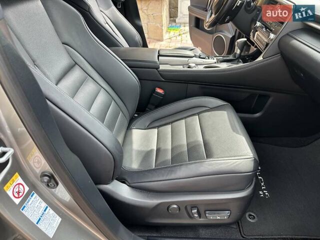 Серый Лексус РХ, объемом двигателя 2 л и пробегом 229 тыс. км за 29900 $, фото 23 на Automoto.ua