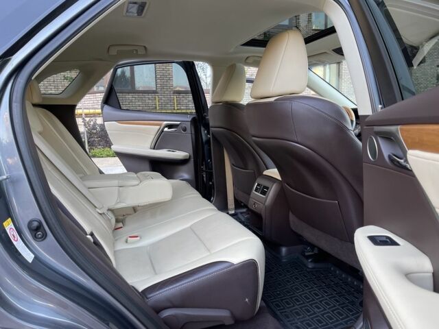 Серый Лексус РХ, объемом двигателя 3.5 л и пробегом 100 тыс. км за 29900 $, фото 17 на Automoto.ua