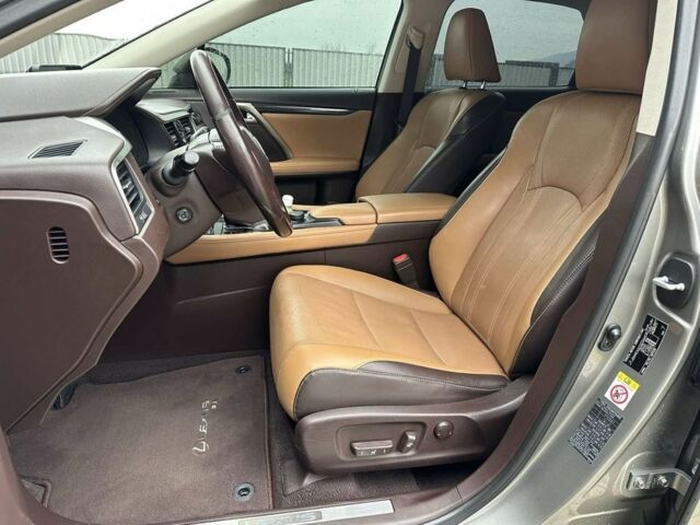 Сірий Лексус РХ, об'ємом двигуна 2 л та пробігом 130 тис. км за 25999 $, фото 6 на Automoto.ua