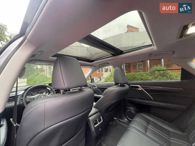 Лексус РХ 2017 в Киеве на Automoto.ua Серый Лексус РХ, объемом двигателя 3.46 л и пробегом 99 тыс. км за 31999 $, фото 12 на Automoto.ua