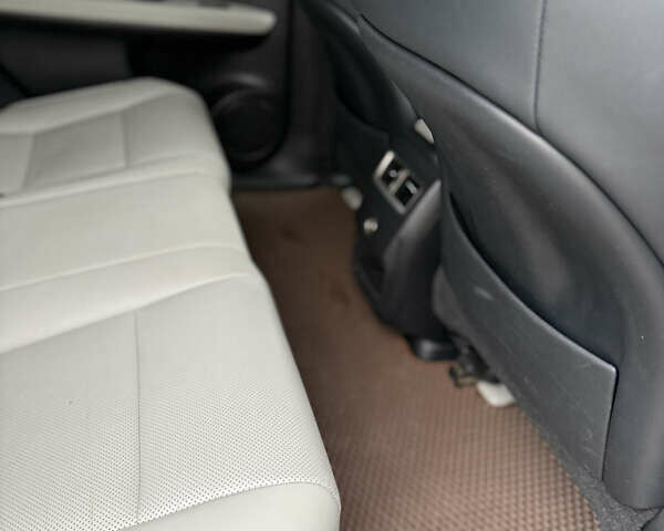 Серый Лексус РХ, объемом двигателя 3.46 л и пробегом 181 тыс. км за 31900 $, фото 21 на Automoto.ua