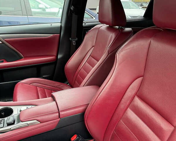 Сірий Лексус РХ, об'ємом двигуна 2 л та пробігом 82 тис. км за 40000 $, фото 5 на Automoto.ua