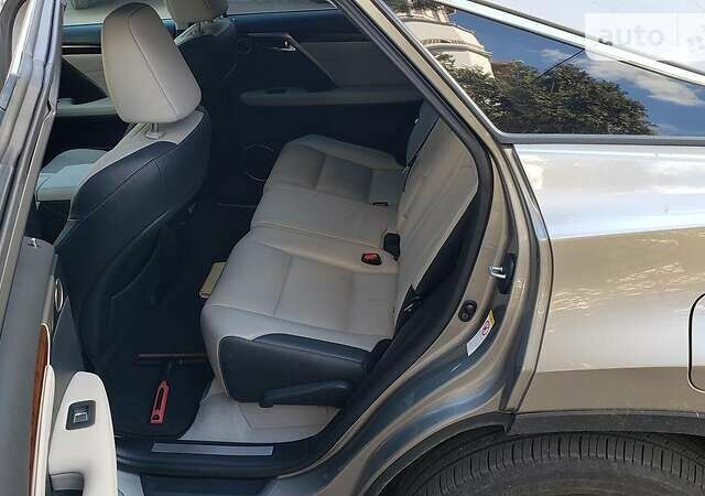 Серый Лексус РХ, объемом двигателя 3.5 л и пробегом 92 тыс. км за 49000 $, фото 6 на Automoto.ua