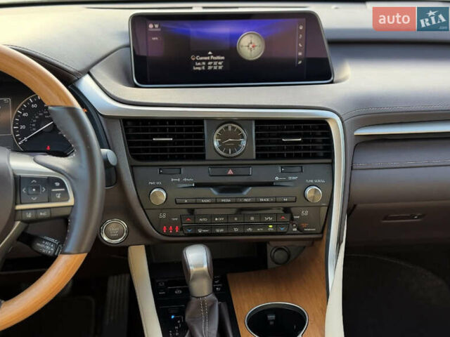 Серый Лексус РХ, объемом двигателя 3.5 л и пробегом 47 тыс. км за 29999 $, фото 16 на Automoto.ua