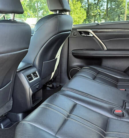 Лексус РХ 2017 в Киеве на Automoto.ua Серый Лексус РХ, объемом двигателя 3.46 л и пробегом 112 тыс. км за 37500 $, фото 34 на Automoto.ua