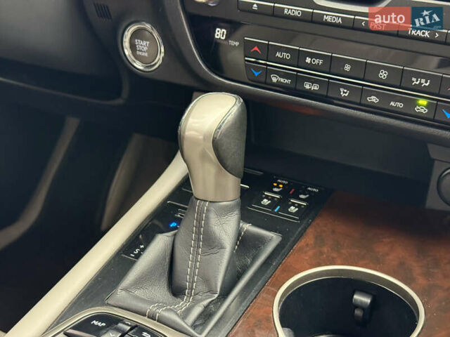 Сірий Лексус РХ, об'ємом двигуна 3.46 л та пробігом 162 тис. км за 30800 $, фото 20 на Automoto.ua