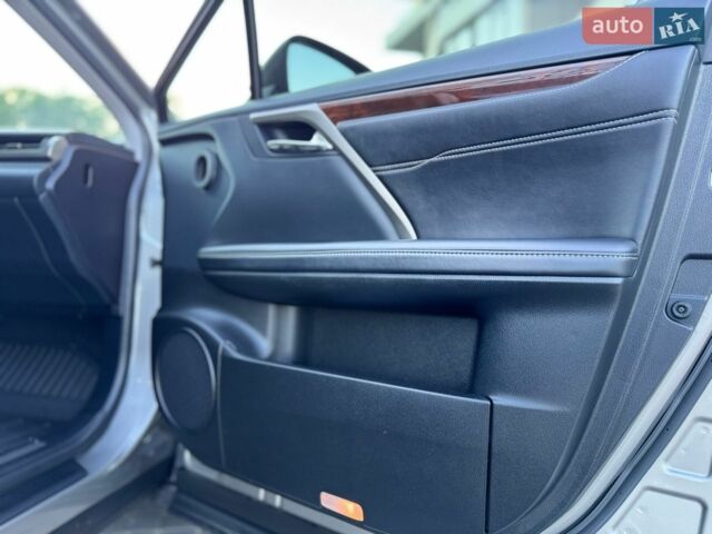 Сірий Лексус РХ, об'ємом двигуна 3.46 л та пробігом 78 тис. км за 38800 $, фото 26 на Automoto.ua