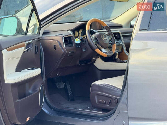 Серый Лексус РХ, объемом двигателя 3.5 л и пробегом 47 тыс. км за 29999 $, фото 18 на Automoto.ua