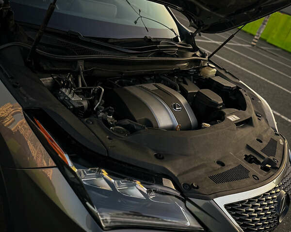 Серый Лексус РХ, объемом двигателя 3.46 л и пробегом 102 тыс. км за 35000 $, фото 3 на Automoto.ua