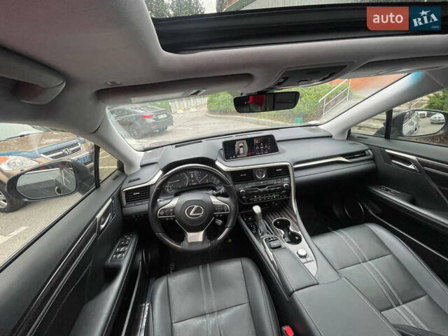 Лексус РХ 2017 в Киеве на Automoto.ua Серый Лексус РХ, объемом двигателя 3.46 л и пробегом 99 тыс. км за 31999 $, фото 14 на Automoto.ua