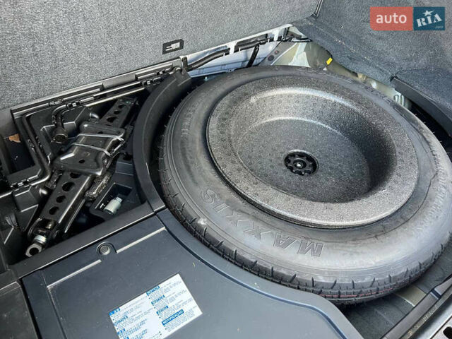 Сірий Лексус РХ, об'ємом двигуна 3.46 л та пробігом 94 тис. км за 39900 $, фото 25 на Automoto.ua