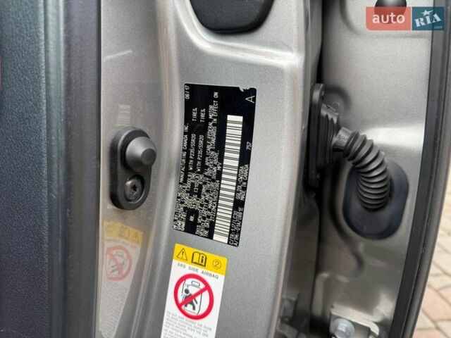 Сірий Лексус РХ, об'ємом двигуна 3.5 л та пробігом 133 тис. км за 31900 $, фото 54 на Automoto.ua
