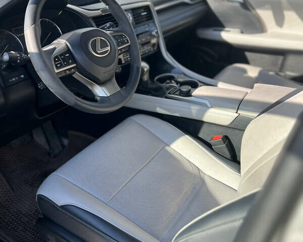 Серый Лексус РХ, объемом двигателя 3.46 л и пробегом 185 тыс. км за 26900 $, фото 9 на Automoto.ua