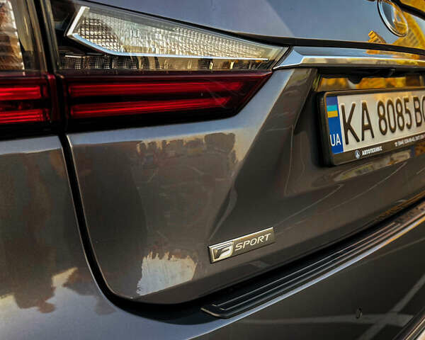 Серый Лексус РХ, объемом двигателя 3.46 л и пробегом 102 тыс. км за 35000 $, фото 16 на Automoto.ua