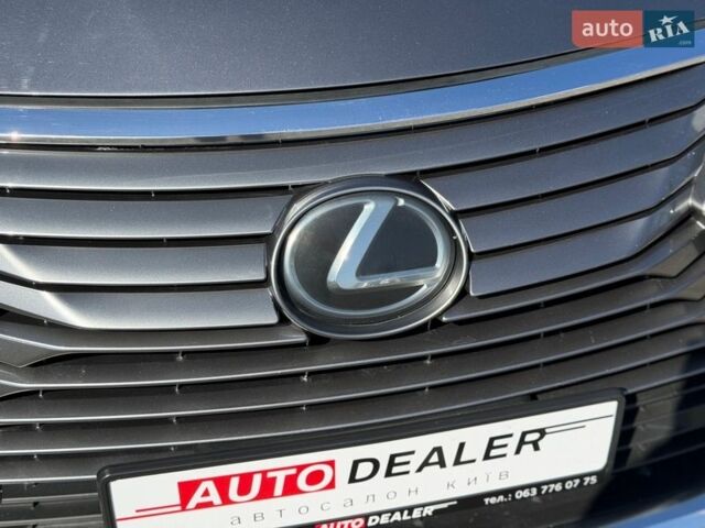 Серый Лексус РХ, объемом двигателя 3.46 л и пробегом 85 тыс. км за 27900 $, фото 1 на Automoto.ua