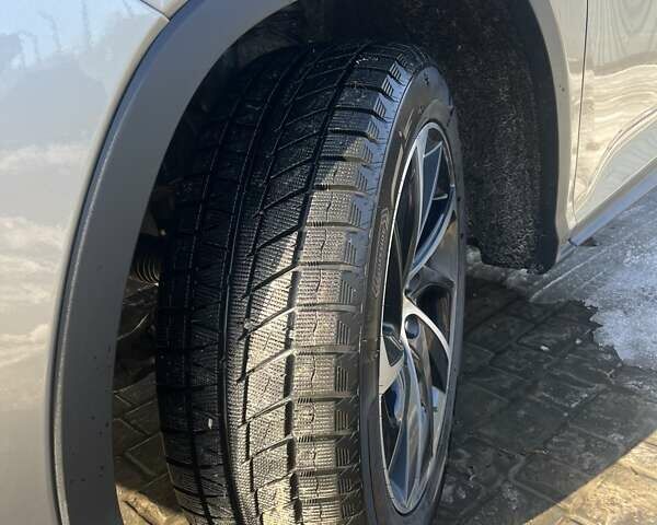 Серый Лексус РХ, объемом двигателя 3.46 л и пробегом 81 тыс. км за 36500 $, фото 7 на Automoto.ua