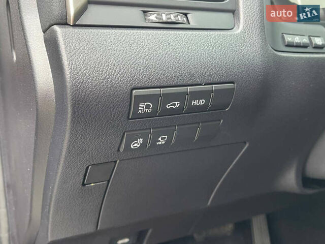 Лексус РХ 2017 в Киеве на Automoto.ua Серый Лексус РХ, объемом двигателя 3.46 л и пробегом 99 тыс. км за 31999 $, фото 15 на Automoto.ua