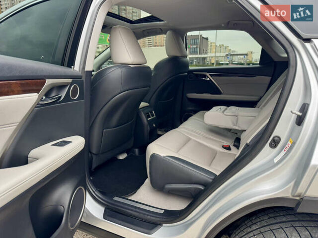 Сірий Лексус РХ, об'ємом двигуна 3.46 л та пробігом 162 тис. км за 30800 $, фото 10 на Automoto.ua