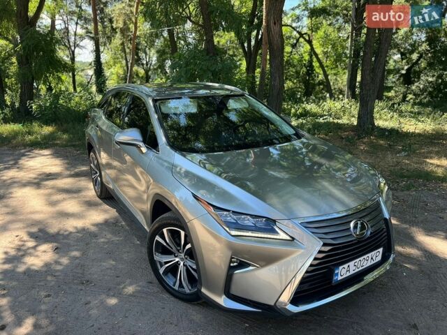 Серый Лексус РХ, объемом двигателя 2 л и пробегом 124 тыс. км за 29000 $, фото 1 на Automoto.ua