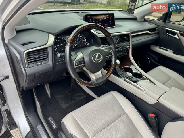 Сірий Лексус РХ, об'ємом двигуна 3.46 л та пробігом 162 тис. км за 30800 $, фото 26 на Automoto.ua
