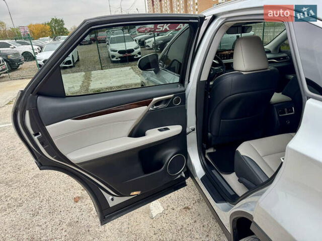 Сірий Лексус РХ, об'ємом двигуна 3.46 л та пробігом 162 тис. км за 30800 $, фото 33 на Automoto.ua