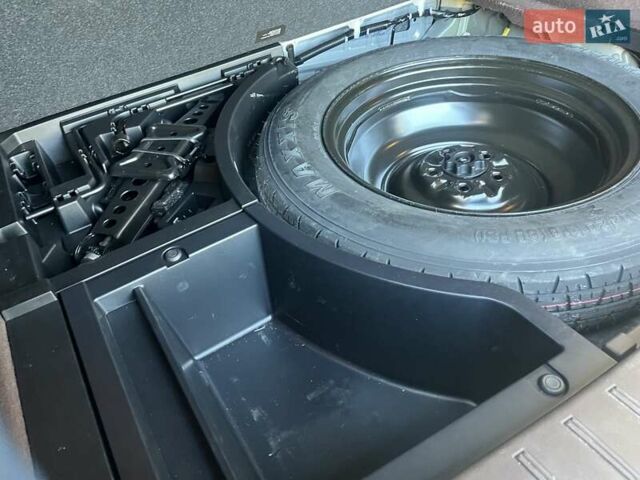 Серый Лексус РХ, объемом двигателя 3.46 л и пробегом 81 тыс. км за 36500 $, фото 10 на Automoto.ua