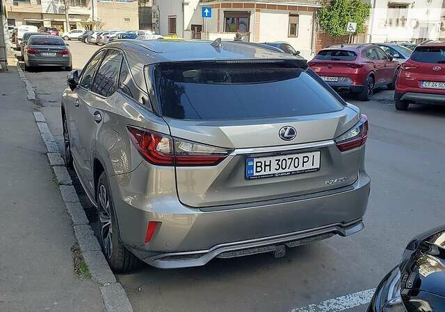 Серый Лексус РХ, объемом двигателя 3.5 л и пробегом 92 тыс. км за 49000 $, фото 7 на Automoto.ua