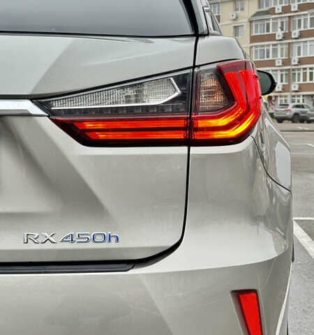 Сірий Лексус РХ, об'ємом двигуна 3.46 л та пробігом 114 тис. км за 37000 $, фото 14 на Automoto.ua