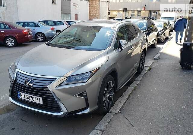 Серый Лексус РХ, объемом двигателя 3.5 л и пробегом 92 тыс. км за 49000 $, фото 3 на Automoto.ua