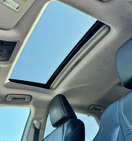 Лексус РХ 2017 в Киеве на Automoto.ua Серый Лексус РХ, объемом двигателя 3.46 л и пробегом 112 тыс. км за 37500 $, фото 33 на Automoto.ua