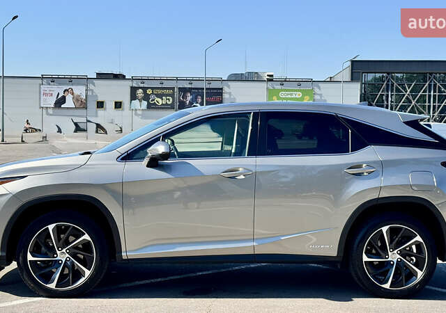 Лексус РХ 2017 в Киеве на Automoto.ua Серый Лексус РХ, объемом двигателя 3.46 л и пробегом 112 тыс. км за 37500 $, фото 3 на Automoto.ua