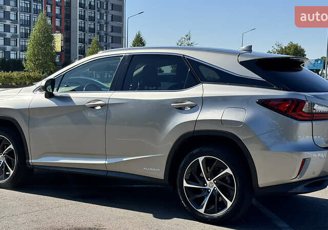 Лексус РХ 2017 в Киеве на Automoto.ua Серый Лексус РХ, объемом двигателя 3.46 л и пробегом 112 тыс. км за 37500 $, фото 4 на Automoto.ua