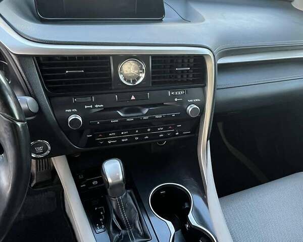 Сірий Лексус РХ, об'ємом двигуна 3.46 л та пробігом 111 тис. км за 29800 $, фото 5 на Automoto.ua