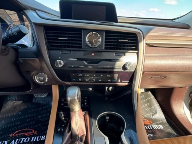 Сірий Лексус РХ, об'ємом двигуна 2 л та пробігом 97 тис. км за 32333 $, фото 19 на Automoto.ua