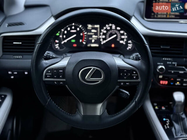 Сірий Лексус РХ, об'ємом двигуна 3.46 л та пробігом 123 тис. км за 33900 $, фото 23 на Automoto.ua