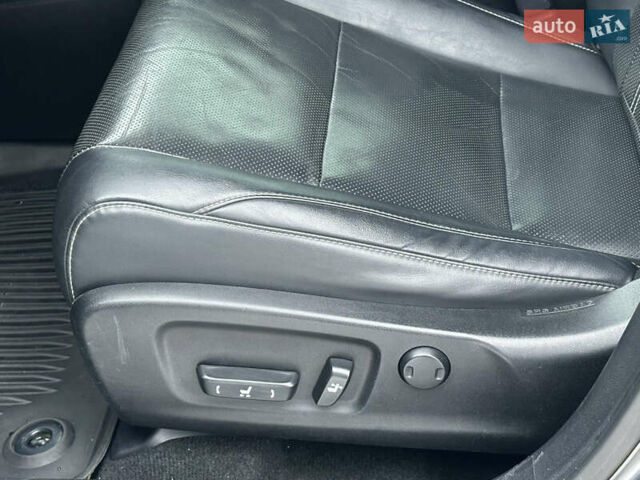 Сірий Лексус РХ, об'ємом двигуна 3.46 л та пробігом 89 тис. км за 35000 $, фото 21 на Automoto.ua