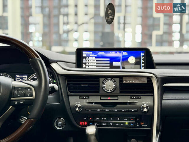 Серый Лексус РХ, объемом двигателя 3.46 л и пробегом 180 тыс. км за 29500 $, фото 15 на Automoto.ua