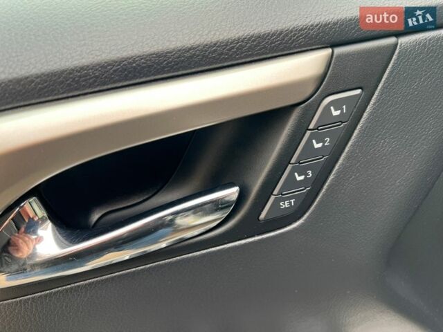 Серый Лексус РХ, объемом двигателя 3.46 л и пробегом 110 тыс. км за 39500 $, фото 44 на Automoto.ua