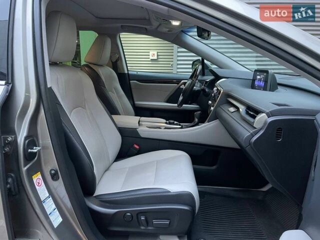 Серый Лексус РХ, объемом двигателя 3.46 л и пробегом 120 тыс. км за 36990 $, фото 14 на Automoto.ua