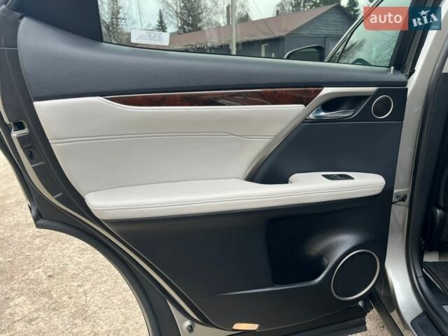 Серый Лексус РХ, объемом двигателя 3.46 л и пробегом 110 тыс. км за 39500 $, фото 48 на Automoto.ua