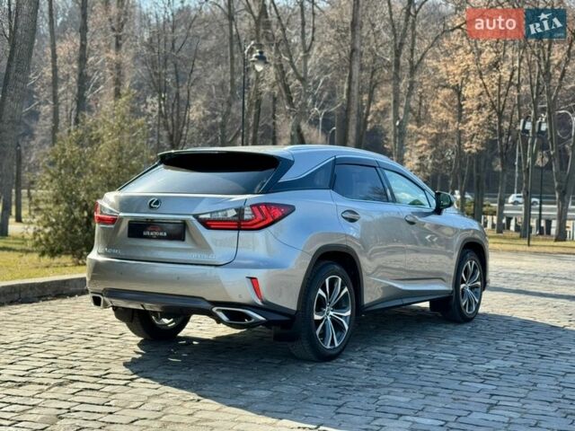 Сірий Лексус РХ, об'ємом двигуна 2 л та пробігом 97 тис. км за 32555 $, фото 4 на Automoto.ua