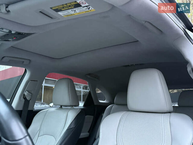 Сірий Лексус РХ, об'ємом двигуна 3.46 л та пробігом 123 тис. км за 33900 $, фото 30 на Automoto.ua