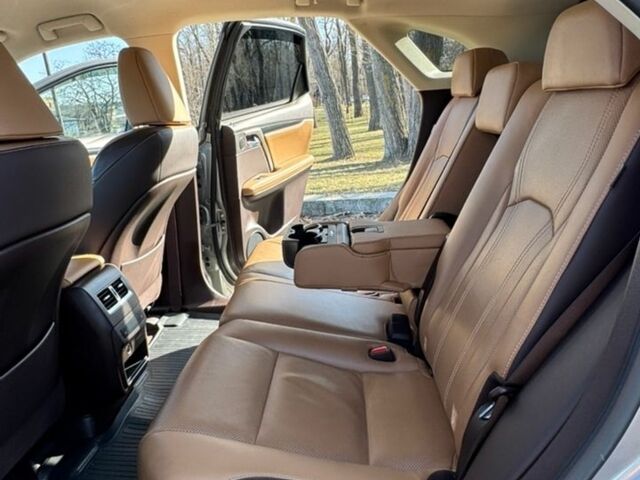 Сірий Лексус РХ, об'ємом двигуна 2 л та пробігом 97 тис. км за 32333 $, фото 18 на Automoto.ua