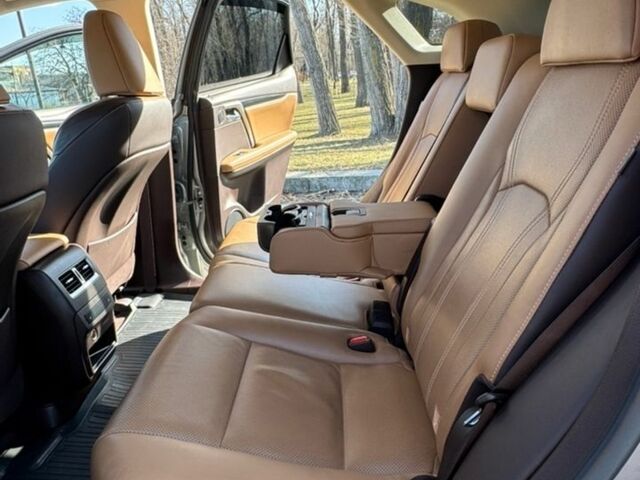 Сірий Лексус РХ, об'ємом двигуна 2 л та пробігом 97 тис. км за 32333 $, фото 114 на Automoto.ua