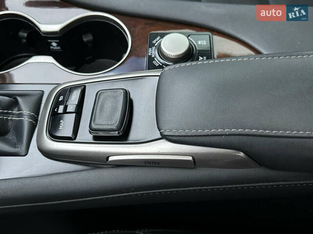Сірий Лексус РХ, об'ємом двигуна 3.46 л та пробігом 89 тис. км за 35000 $, фото 48 на Automoto.ua